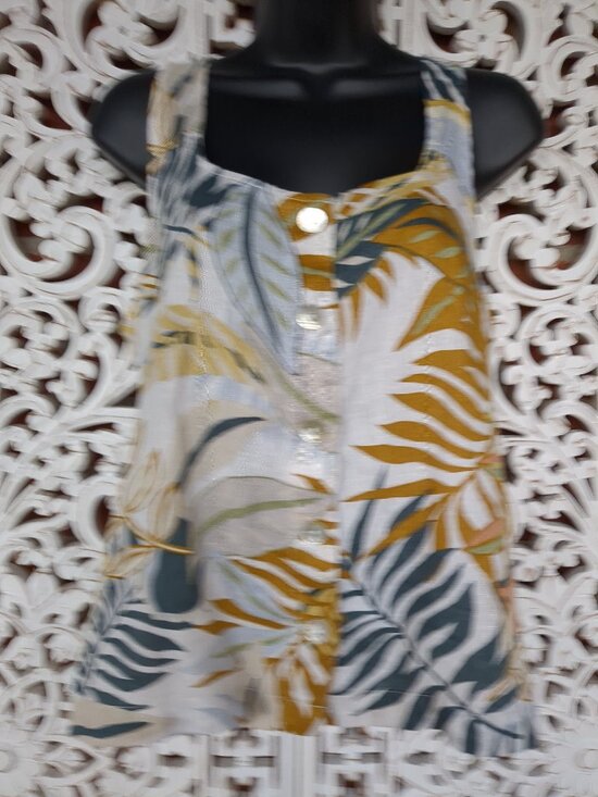 C&C California Tops - S Oversized Linen Button Up Sleeveless Tunic Top